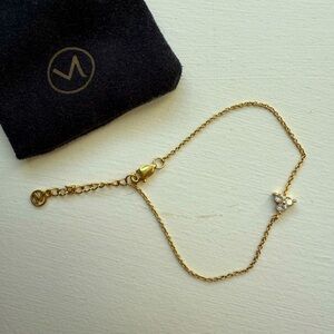 Mejuri Lotus bracelet